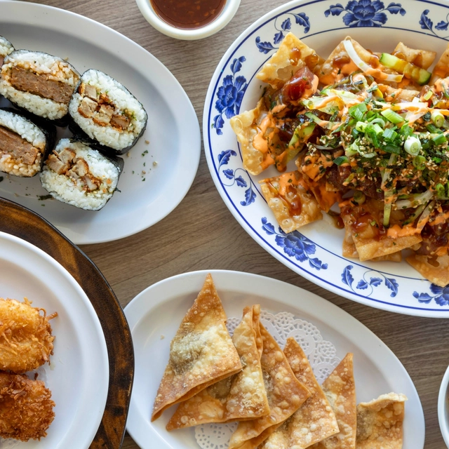 Why Choose TNT Aloha Cafe for Hawaiian Catering?